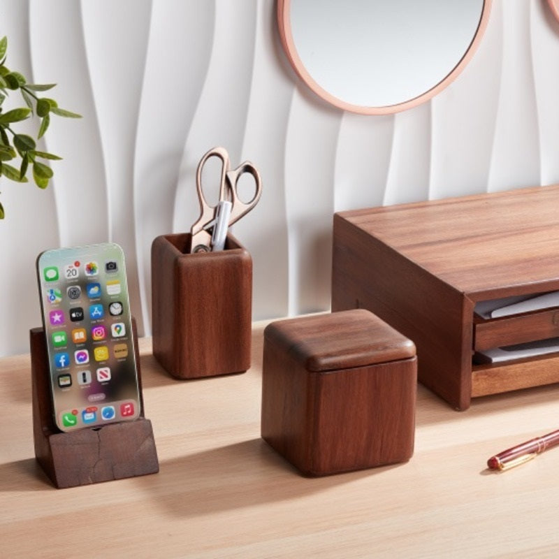 Nature's Home Cell Phone Holder